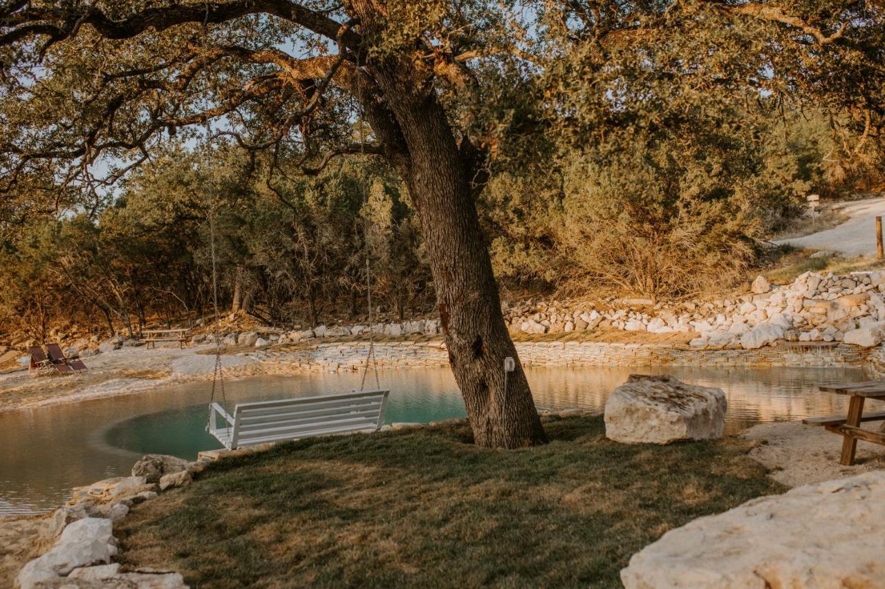 Hummingbird Haus - Hill Country Views On 20 Acres With Firepit Villa Spring Branch Bagian luar foto
