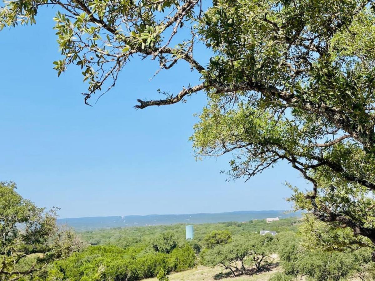 Hummingbird Haus - Hill Country Views On 20 Acres With Firepit Villa Spring Branch Bagian luar foto